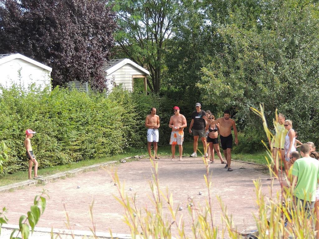 Camping L'Arada Parc Hotel Sonzay Exterior foto